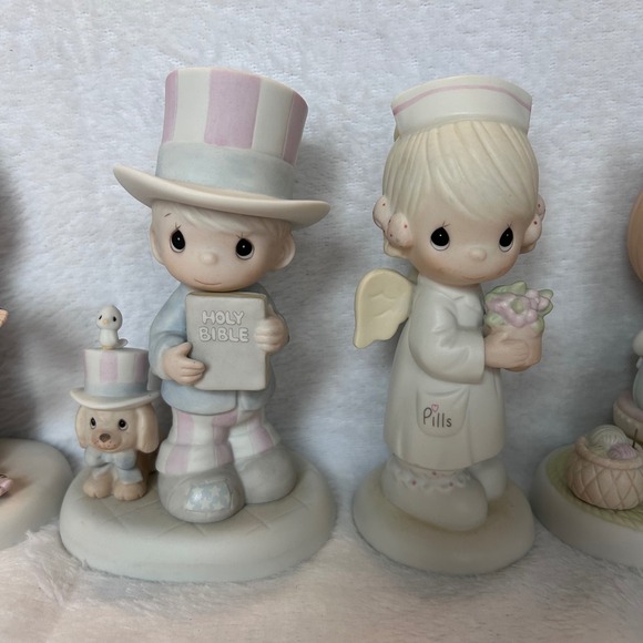 Precious Moments Figurines Lot 9 total Grandparents Reading Bible Angel Waterin - Picture 8 of 10